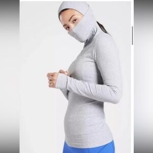 Athleta Base-layer Snowboarding Skiing Gray Flurry Balaclava Hoodie